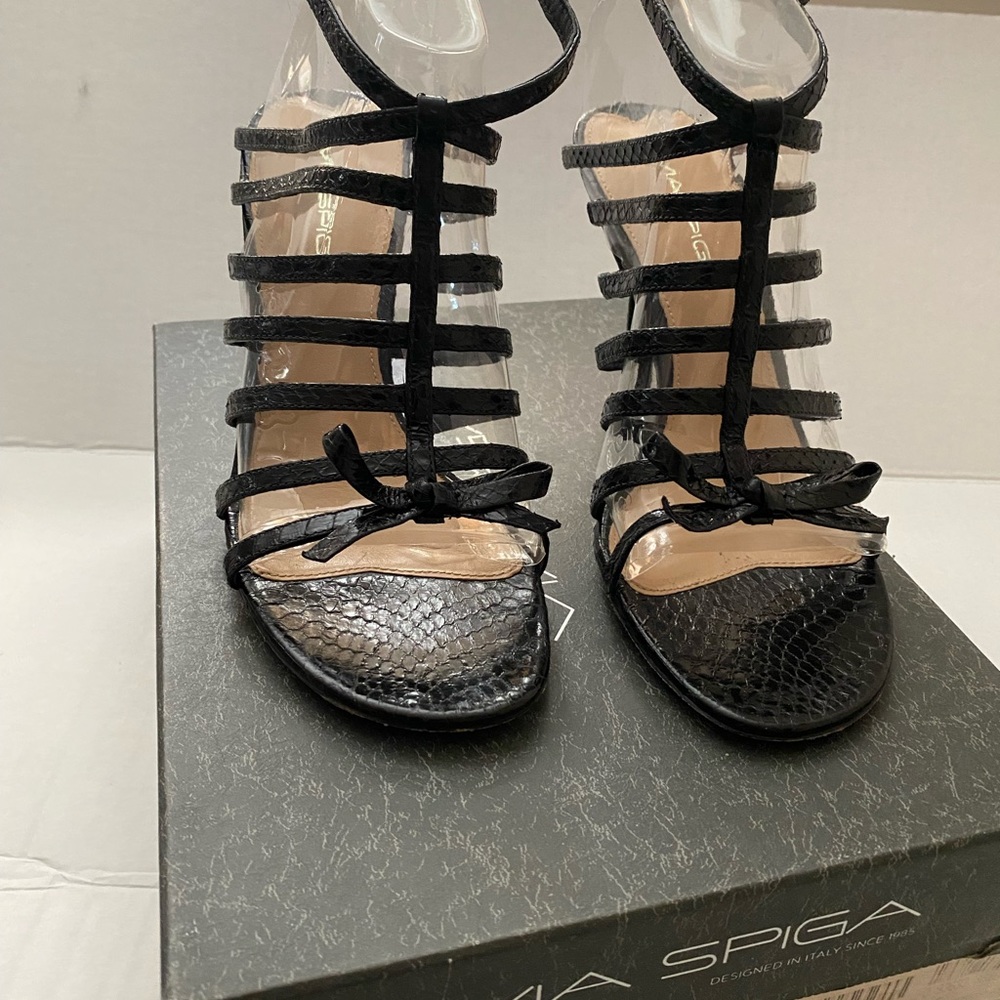 Black Via Spiga in original box and good condition.